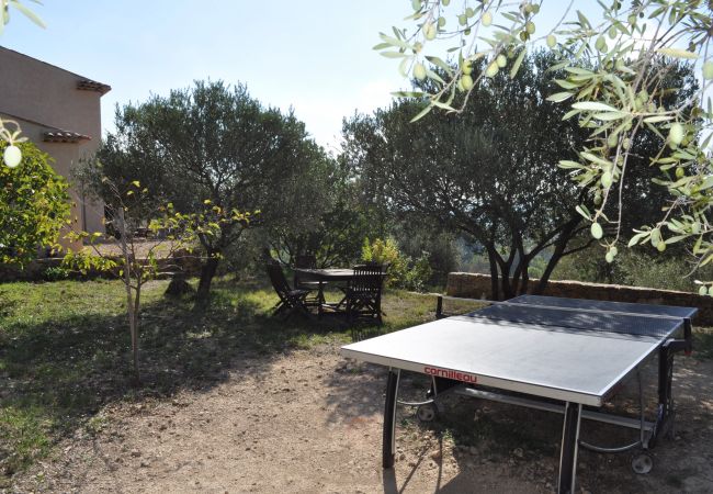 House in Cotignac - Le Collet : Comfortable Holidayhome with an Amazing view  over the Green Provence
