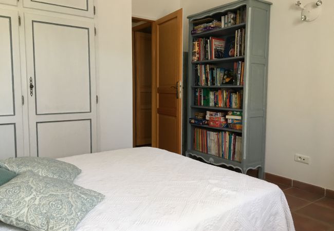 House in Cotignac - Le Collet : Comfortable Holidayhome with an Amazing view  over the Green Provence
