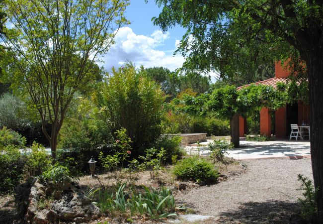 House in Cotignac - Les Valérianes, holidays home in Provence with private pool House in Cotignac - Les Valérianes, holidays home in Provence with private pool