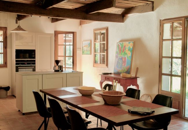 House in Cotignac - Les Valérianes, holidays home in Provence with private pool House in Cotignac - Les Valérianes, holidays home in Provence with private pool