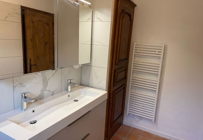 House in Cotignac - Les Valérianes, holidays home in Provence with private pool House in Cotignac - Les Valérianes, holidays home in Provence with private pool