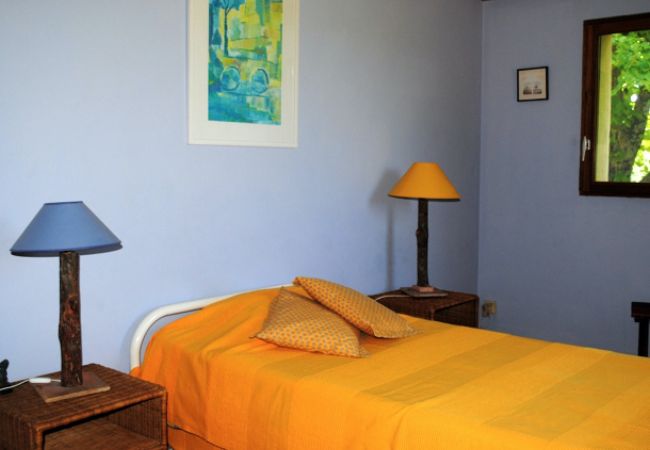 House in Cotignac - La Ralaye : peaceful close to shops and restaurants House in Cotignac - La Ralaye : peaceful close to shops and restaurants
