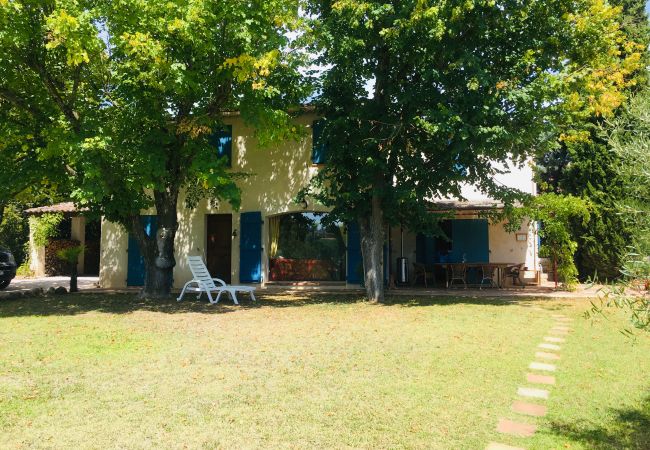 House in Cotignac - La Ralaye : peaceful close to shops and restaurants House in Cotignac - La Ralaye : peaceful close to shops and restaurants