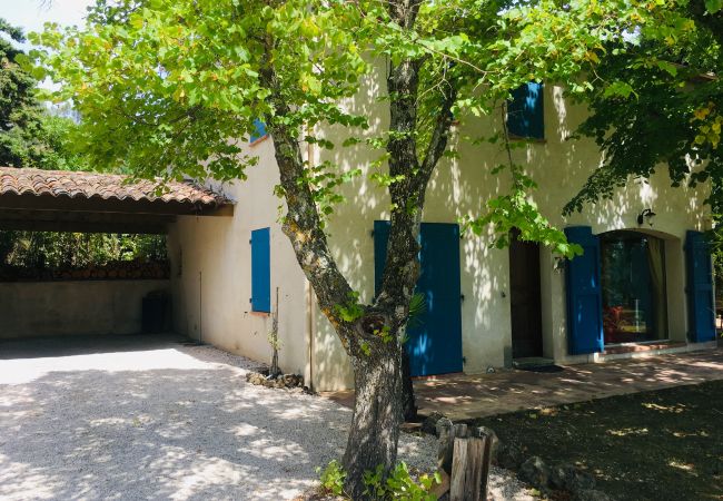House in Cotignac - La Ralaye : peaceful close to shops and restaurants House in Cotignac - La Ralaye : peaceful close to shops and restaurants