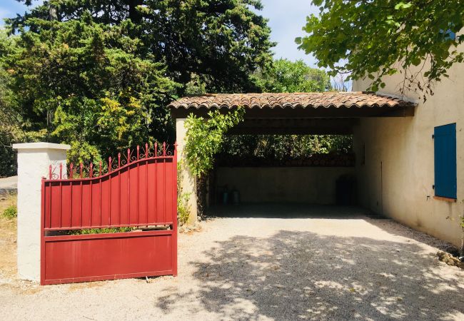 House in Cotignac - La Ralaye : peaceful close to shops and restaurants House in Cotignac - La Ralaye : peaceful close to shops and restaurants