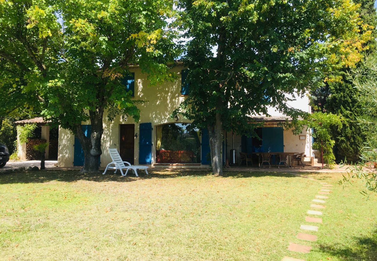House in Cotignac - La Ralaye : peaceful close to shops and restaurants House in Cotignac - La Ralaye : peaceful close to shops and restaurants