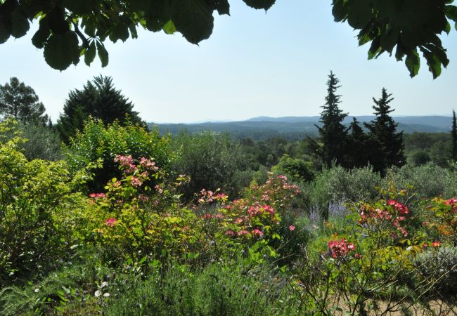 House in Cotignac - Arts & Flores : Seasonal rental in Provence Quiet holidays with Air conditioning, (heated) private pool and WIFI House in Cotignac - Arts & Flores : Seasonal rental in Provence Quiet holidays with Air conditioning, (heated) private pool and WIFI
