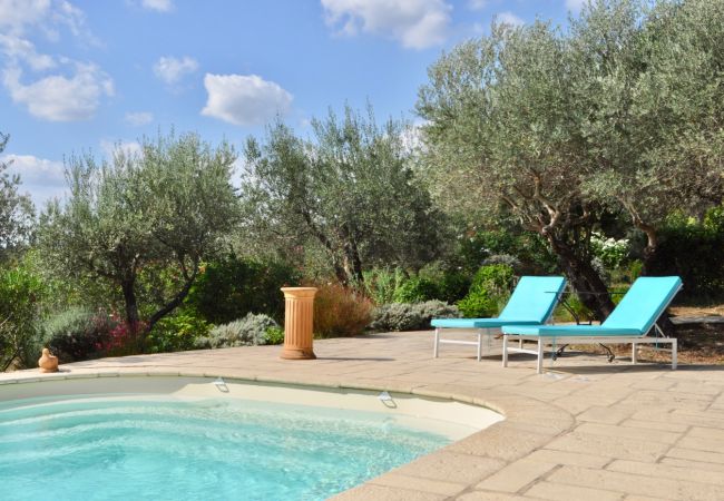  in Cotignac - Arts & Flores : Seasonal rental in Provence Quiet holidays with Air conditioning, (heated) private pool and WIFI