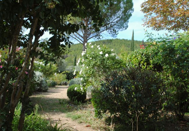 House in Cotignac - Arts & Flores : Seasonal rental in Provence Quiet holidays with Air conditioning, (heated) private pool and WIFI House in Cotignac - Arts & Flores : Seasonal rental in Provence Quiet holidays with Air conditioning, (heated) private pool and WIFI
