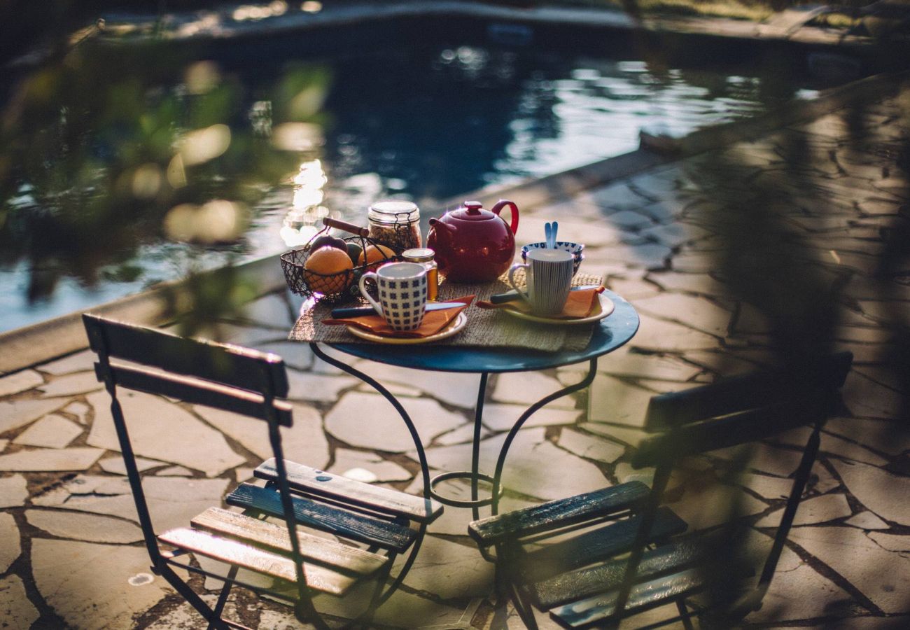 House in Cotignac - Mas du Perigoulier : family holiday in a traditional Provencal style House in Cotignac - Mas du Perigoulier : family holiday in a traditional Provencal style