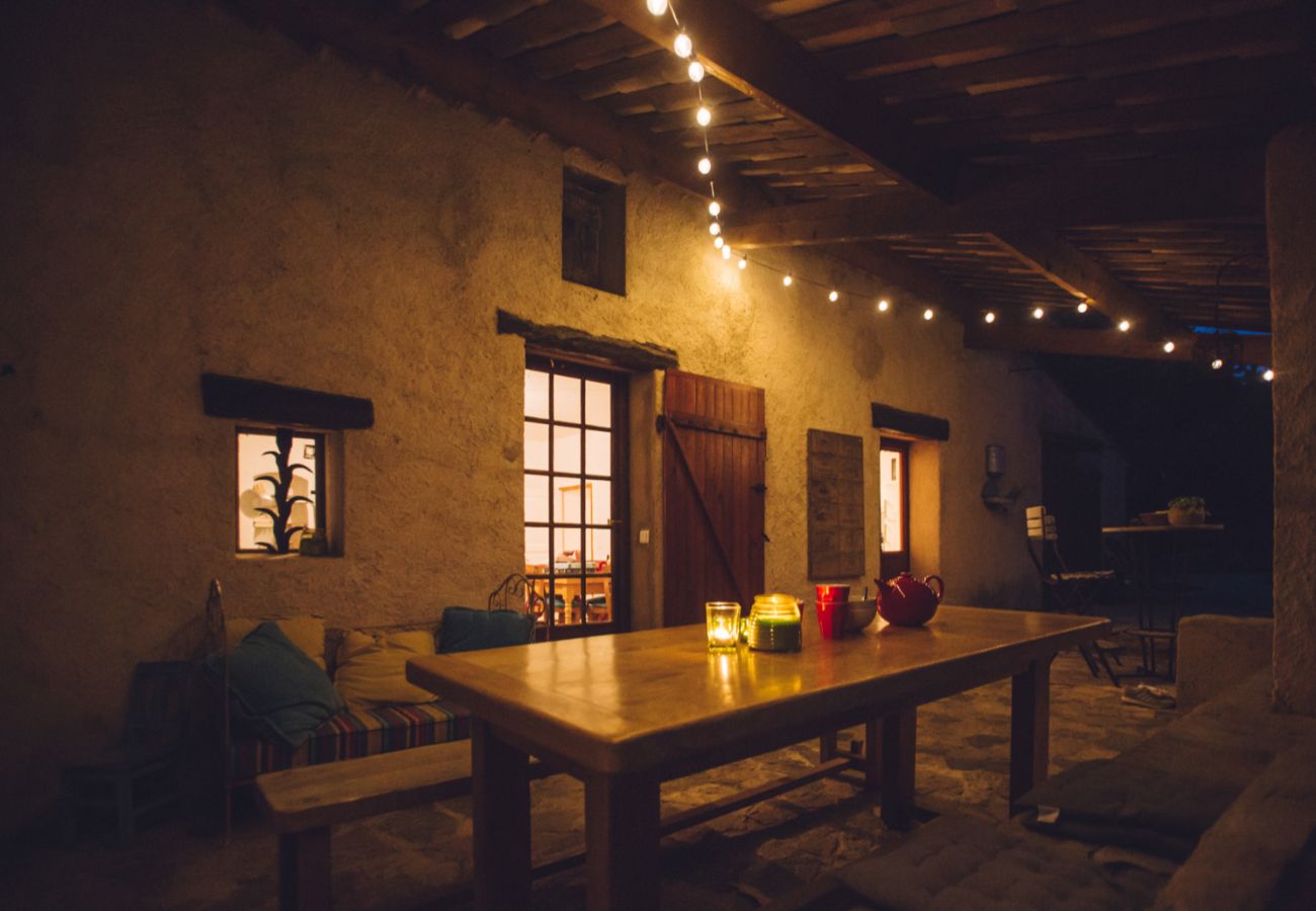 House in Cotignac - Mas du Perigoulier : family holiday in a traditional Provencal style House in Cotignac - Mas du Perigoulier : family holiday in a traditional Provencal style