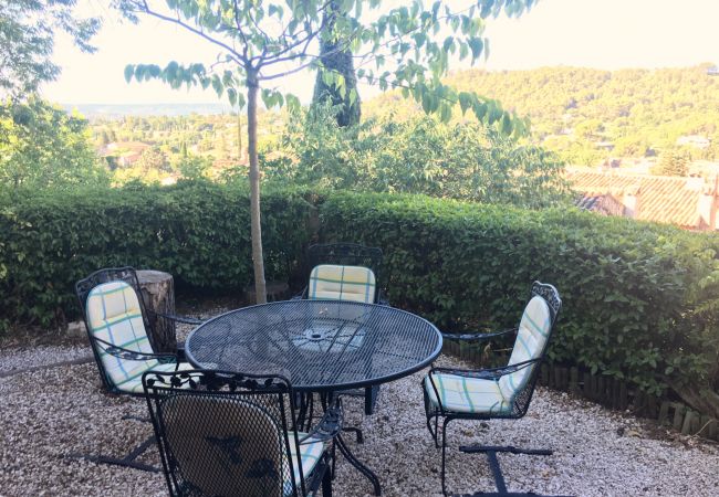 House in Cotignac - Maison Perchée : private pool, aircon, walking distance to shops and restaurants