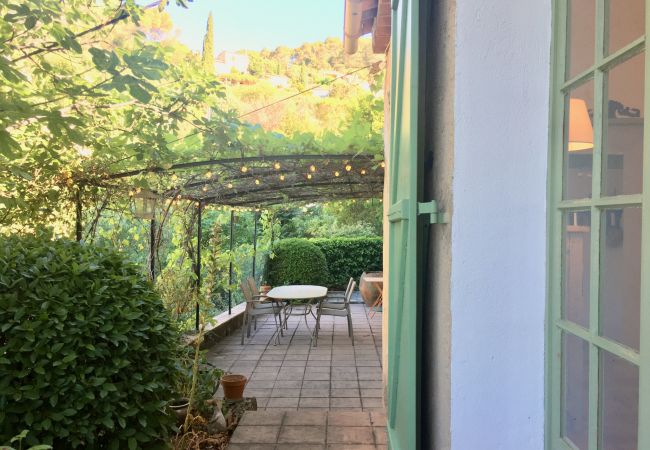 House in Cotignac - Maison Perchée : private pool, aircon, walking distance to shops and restaurants