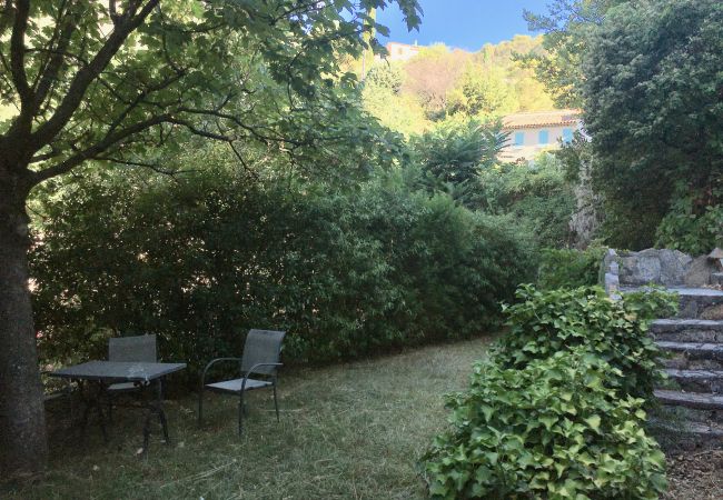 House in Cotignac - Maison Perchée : private pool, aircon, walking distance to shops and restaurants