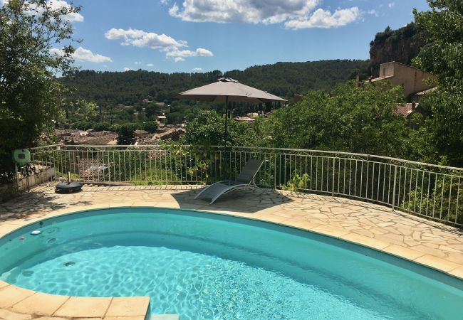 House in Cotignac - Maison Perchée : private pool, aircon, walking distance to shops and restaurants