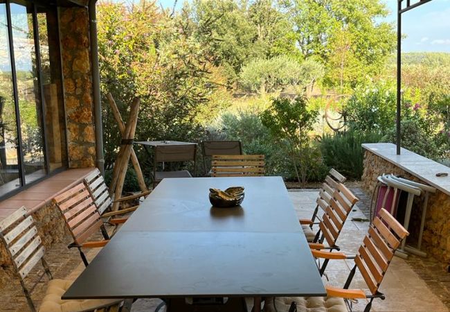 Villa in Cotignac - The 8 Clos, gorgeous property with private pool in Cotignac Villa in Cotignac - The 8 Clos, gorgeous property with private pool in Cotignac