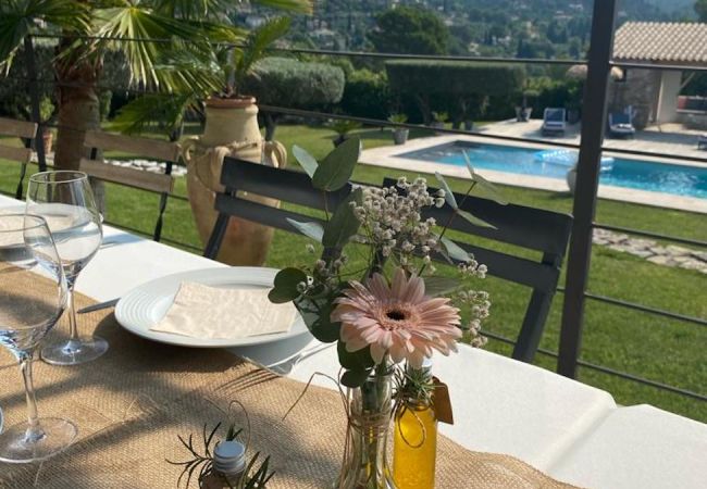 Villa in Cotignac - L'Escale in Cotignac, comfortable villa in Provence for 9 with AC, private pool Villa in Cotignac - L'Escale in Cotignac, comfortable villa in Provence for 9 with AC, private pool