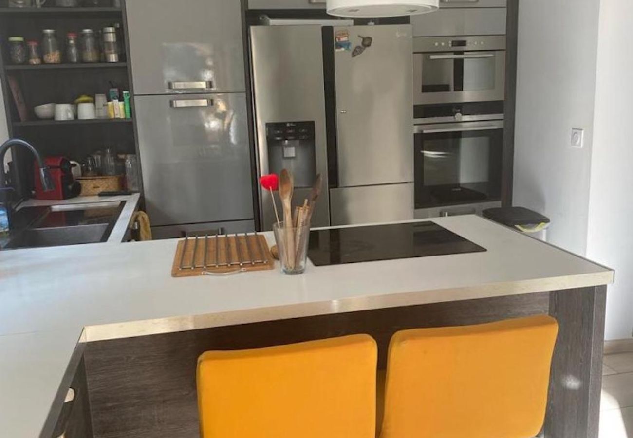 Villa in Cotignac - L'Escale in Cotignac, comfortable villa in Provence for 9 with AC, private pool Villa in Cotignac - L'Escale in Cotignac, comfortable villa in Provence for 9 with AC, private pool