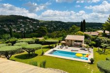 Villa in Cotignac - L'Escale in Cotignac, comfortable villa in Provence for 9 with AC, private pool
